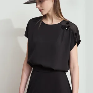 Minimalist Blouse for Women Summer New Solid Color O-Neck Elegant Chiffon Tops Loose Short Sleeves Flower Blouse